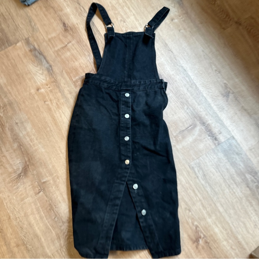 Topshop MOTO Black Denim Dress with Button Front Jumper - Picture 3 of 9
